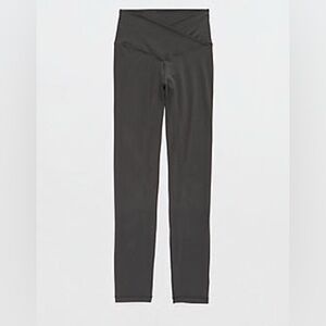 OFFLINE By Aerie Real Me High Waisted Crossover Legging